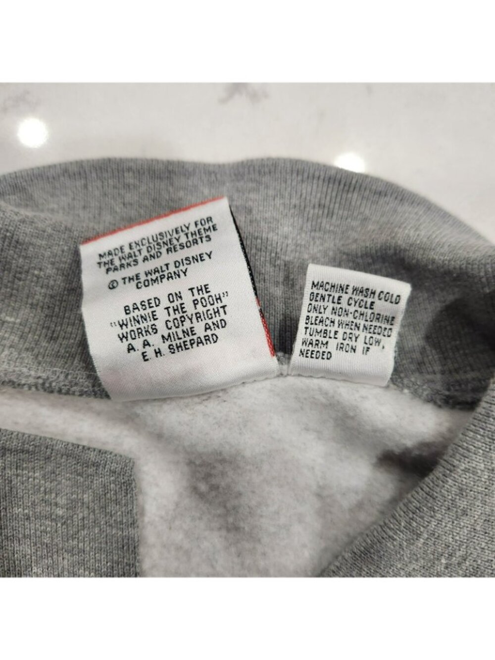 Vintage Mickey Inc Sweatshirt Mens XL Gray Winne The Pooh 90s 80s Y2K Disney - Picture 6 of 16